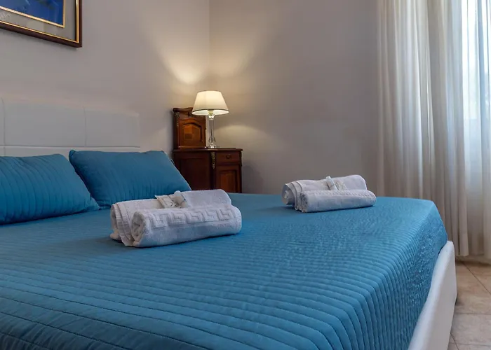 Del Camerlengo Bed & Breakfast 3*